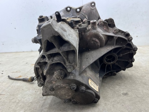 Skrzynia biegów Ford C-Max MK2 Focus MK3 12-19r. 1.6 TDCi KOD av6r-7002-kg manualna 6 biegów