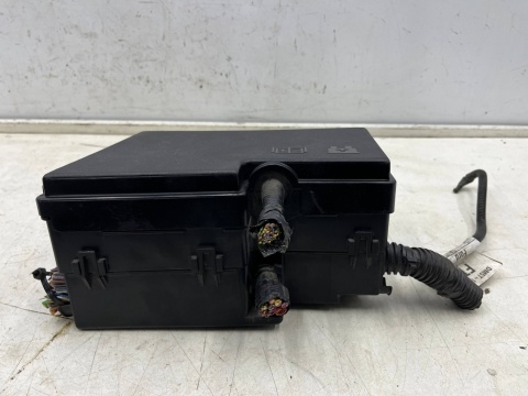 Skrzynka bezpieczników Ford C-Max MK2 Focus MK3 Kuga MK2 Volvo V40 12-19r. 1.6 TDCi moduł av6t-14a067-ac dm5t-14k733-ftb