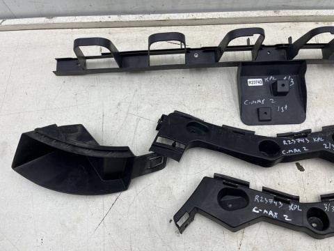 Ślizg Ford C-Max MK2 CMax Mk2 12-19r. tylne środkowe mocowanie i boczne wspornik uchwyt zderzaka tył KOMPLET