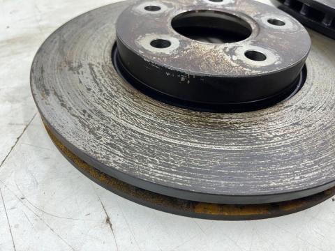 Tarcze hamulcowe Ford C-max MK2 Focus MK3 Fiesta Volvo C30 C70 S40 V50 przednie 278mm. tarcza przód KOMPLET