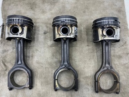 Tłok korbowód Citroen Peugeot Ford Mazda Volvo 1.6 TDCi 1.6 HDi 95km T3DB diesel