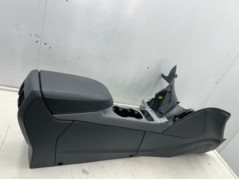 Tunel środkowy Ford C-Max MK2 12-19r. podłokietnik usb aux uchwyt na kubki Europa am51-0r043b63-cr