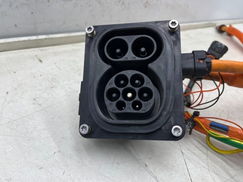 Wiązka MG ZS EV lift 21r.- gniazdo w atrapie zderzaka stacja przewód ładowania wtyczka 11259327