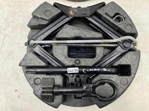 Wkład koła zapasowego Ford C-Max MK2 Focus MK3 12-19r. winda klucz zestaw narzędzi bagażnika styropian bm51-17009-ec