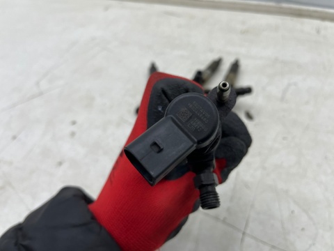 Wtrysk Citroen Peugeot Ford Mazda Volvo 1.6 TDCi 1.6 HDi 95km 115km 105km diesel wtryskiwacze KPL wtryski sprawne 9802448680