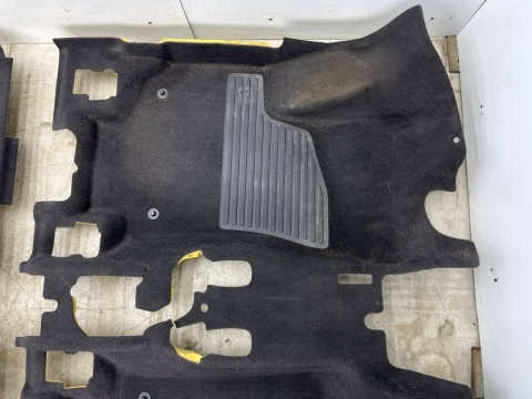 Wykładzina Opel Zafira B 05-14r. podłoga dywan mata przód tył komplet EUROPA