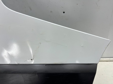 Zderzak tylny Renault Trafic III Vivaro B Primastar II Talento Express 14r.- narożnik nakładka prawa zderzaka PDC 850162827R