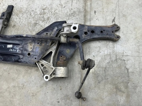 Belka silnika VW Polo Ibiza Cordoba Fabia 02-08r. kołyska wózek sanki