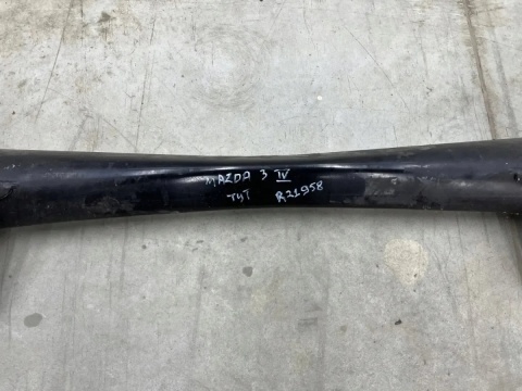 Belka zawieszenia Mazda 3 IV BP 2019r.- tylna oś wózek ORYGINAL