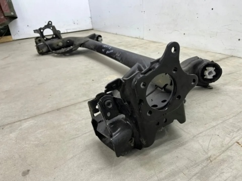 Belka zawieszenia Mazda 3 IV BP 2019r.- tylna oś wózek ORYGINAL