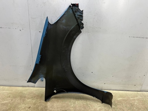 Błotnik Opel Zafira B II 05-14r. lewy przedni lewy przód Z20N