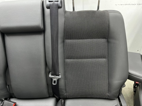 Fotele Opel Zafira B 05-14r. pół skóra EUROPA komplet 3 rzędy