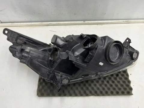 Lampa reflektor Ford C-Max MK2 + Grand 10-14r LEWA przednia EU am5113w030ae