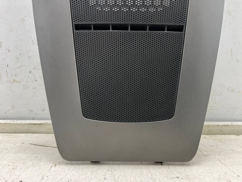 Ramka radia Opel Zafira B 05-14r. kratka nawiewu górna środkowa konsola deski dekor 13150253