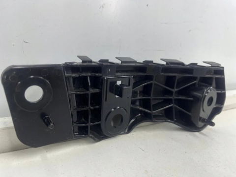 Ślizg Mazda CX-5 II 2017r.- lewe przednie mocowanie zderzaka wspornik