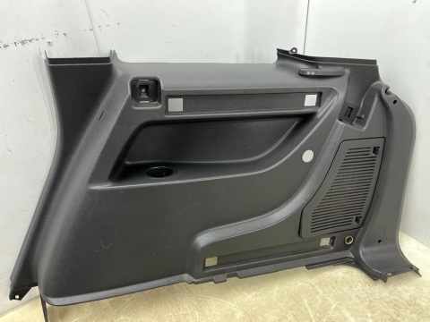 Tapicerka Opel Zafira B 05-14r. wykładzina boczki bagażnika wkład mata dywan podłoga KOMPLET