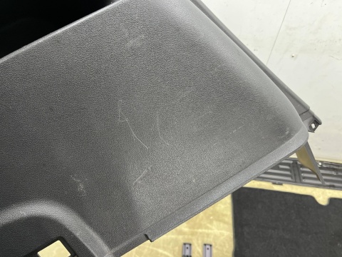 Tapicerka Opel Zafira B 05-14r. wykładzina boczki bagażnika wkład mata dywan podłoga KOMPLET