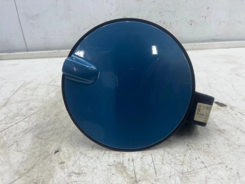 Klapka wlewu paliwa Opel Zafira B 12-19r. kod koloru Z20N z uszczelką