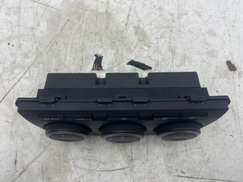 Panel klimatyzacji Mazda 6 II GH 07-12r. nawiewu sterowania gam7611908