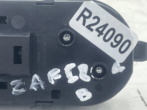 Przełącznik Opel Zafira B 05-14r. panel sterowania podnoszenia szyb 13209203