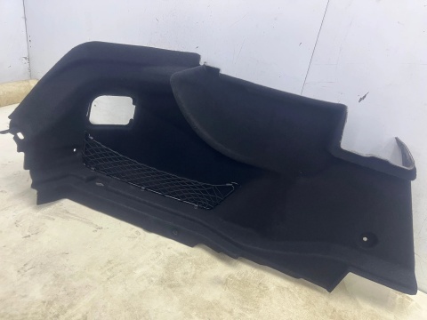 Tapicerka Mercedes w213 16-23r. wykładzina boczki bagażnika wkład mata KPL