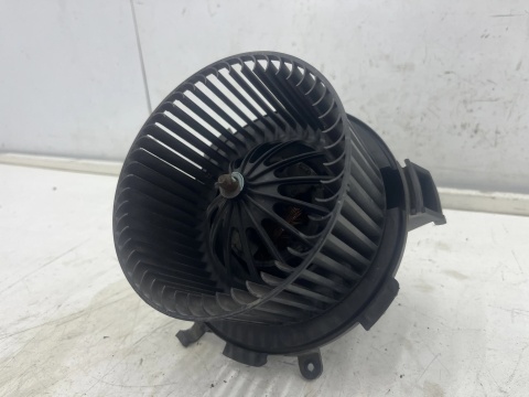 Wentylator wnętrza Opel Zafira B 05-14r. D8087 dmuchawa powietrza nawiewu nagrzewnicy