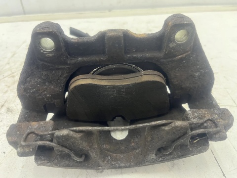 Zacisk hamulcowy Opel Zafira B 05-14r. Jarzmo Lewy przedni