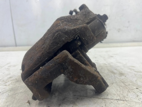 Zacisk hamulcowy Opel Zafira B 05-14r. Jarzmo Prawy przedni