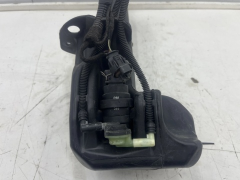 Zbiorniczek spryskiwaczy Opel Zafira B 05-20r. zbiornik 13145448