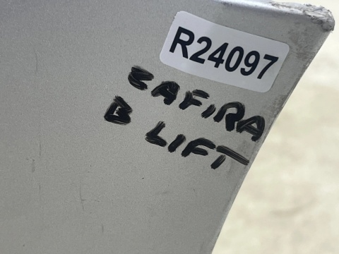 Zderzak przedni Opel Zafira B II 08-14r. Lift przód 4XPDC 13247273