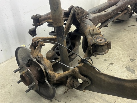 Belka zawieszenia Mazda 6 II GH 07-12r. tylna belka wózek zwrotnice amortyzatory Kompletna