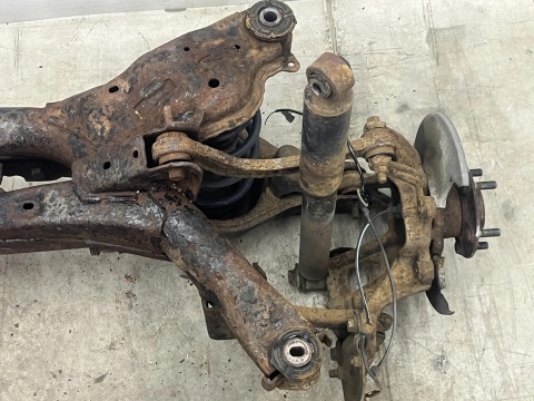 Belka zawieszenia Mazda 6 II GH 07-12r. tylna belka wózek zwrotnice amortyzatory Kompletna