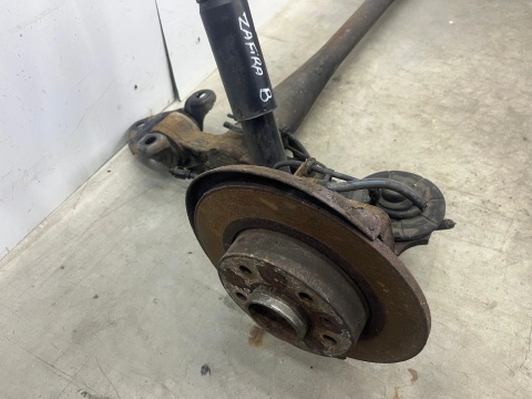 Belka zawieszenia Opel Zafira B 05-14r. tylna belka wózek zwrotnice NOWE amortyzatory