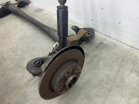 Belka zawieszenia Opel Zafira B 05-14r. tylna belka wózek zwrotnice NOWE amortyzatory