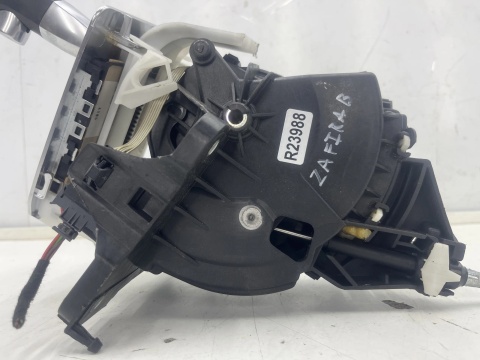 Lewarek zmiany biegów Opel Zafira B 05-14r. automat linka wybierak dźwignia 13142071