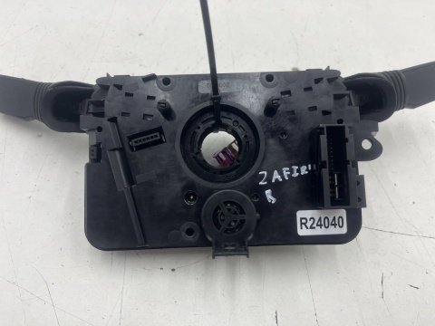 Manetka Opel Zafira B 05-14r. pająk przełącznik zespolony taśma 13177916