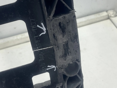 Pas przedni Porsche Cayenne III 9y 17r.- wzmocnienie ramka chłodnic oryginalny 9y0805594r