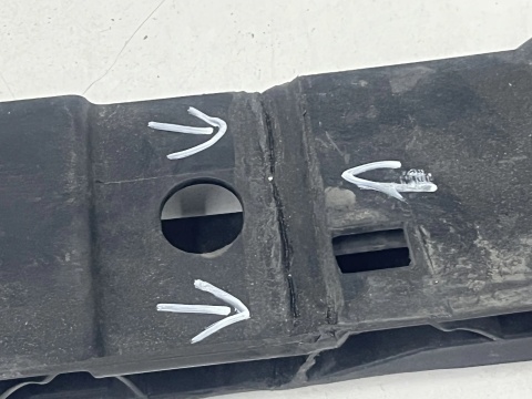 Pas przedni Porsche Cayenne III 9y 17r.- wzmocnienie ramka chłodnic oryginalny 9y0805594r