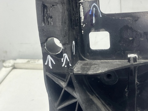 Pas przedni Porsche Cayenne III 9y 17r.- wzmocnienie ramka chłodnic oryginalny 9y0805594r