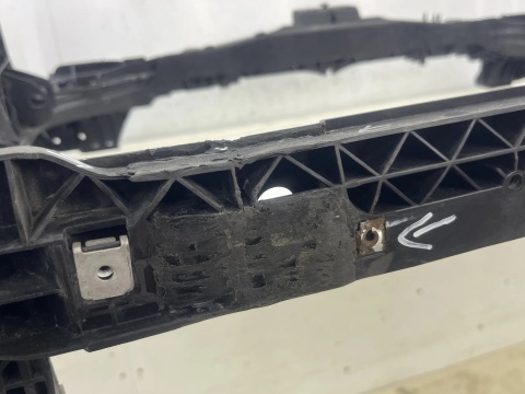 Pas przedni Porsche Cayenne III 9y 17r.- wzmocnienie ramka chłodnic oryginalny 9y0805594r