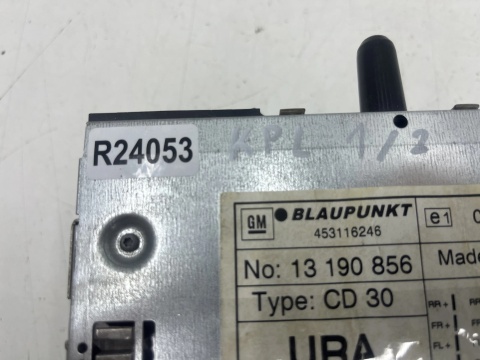 Radio Opel Zafira B 05-14r. z kodem do radia tuner fabryczny czytnik płyt panel