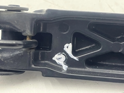 Ramię wycieraczki Mazda 6 II GH 07-12r. PRAWA strona pasażera EUROPA