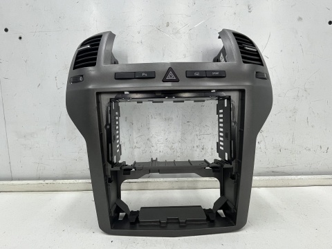 Ramka radia Opel Zafira B 05-14r. Kratki nawiewu panel przycisk awaryjnego 13162552