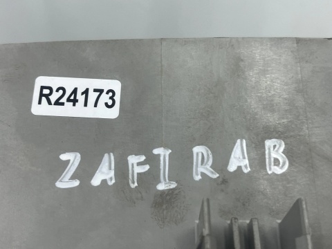 Schowek Opel Zafira B 05-14r. schowek podsufitki Europa 1711828c