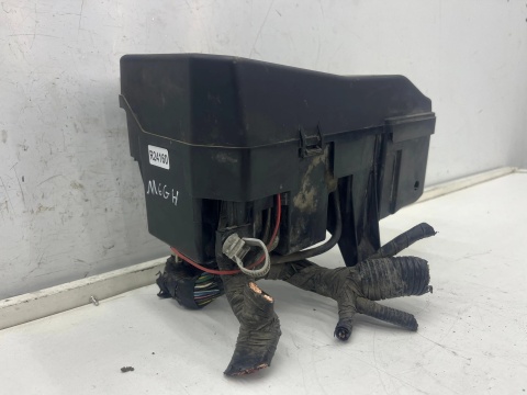 Skrzynka bezpieczników Mazda 6 II GH 07-12r. 2.2L MZR-CD Diesel 5919-40ya1