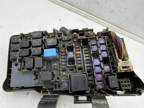 Skrzynka bezpieczników Mazda 6 II GH 07-12r. 2.2L MZR-CD Diesel 5919-40ya1