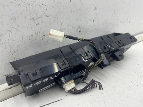 Wyświetlacz Mazda 6 II GH 07-12r. ZEGAREK ekran gaa9611j0