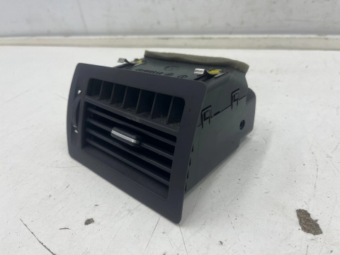 Kratka nawiewu Opel Zafira B 05-14r. lewa kierowcy boczna nadmuchu deski