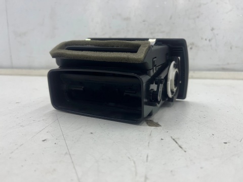 Kratka nawiewu Opel Zafira B 05-14r. lewa kierowcy boczna nadmuchu deski