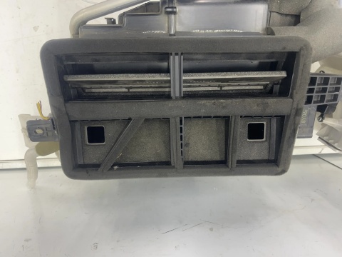 Nagrzewnica Mazda 6 II GH 07-12r. obudowa chłodnicy wody parownik klimatyzacji Europa gs1eb